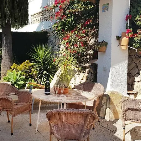 Casa Dina - Ferienhaus Fur 4 Personen Mit Grossem Gemeinschaftspool