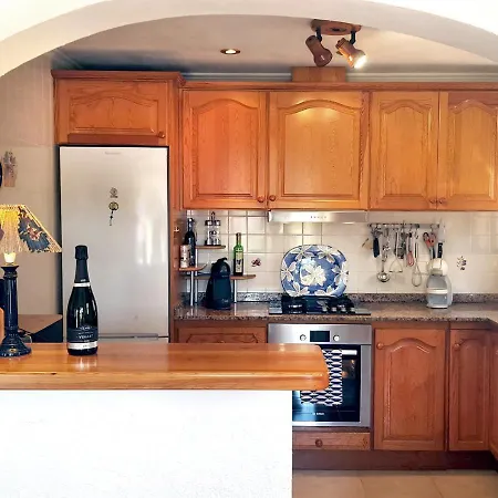 Casa Dina - Ferienhaus Fur 4 Personen Mit Grossem Gemeinschaftspool Holiday home