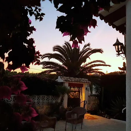 Casa Dina - Ferienhaus Fur 4 Personen Mit Grossem Gemeinschaftspool Holiday home Moraira